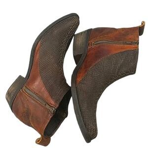 Free People Flying Ranch Bootie distressed brown leather ankle boots- women's 37